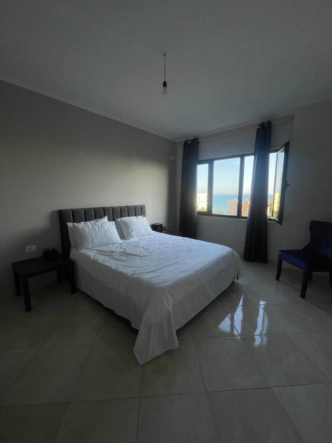 Nostalgic Sea View Apartments Durrës Extérieur photo